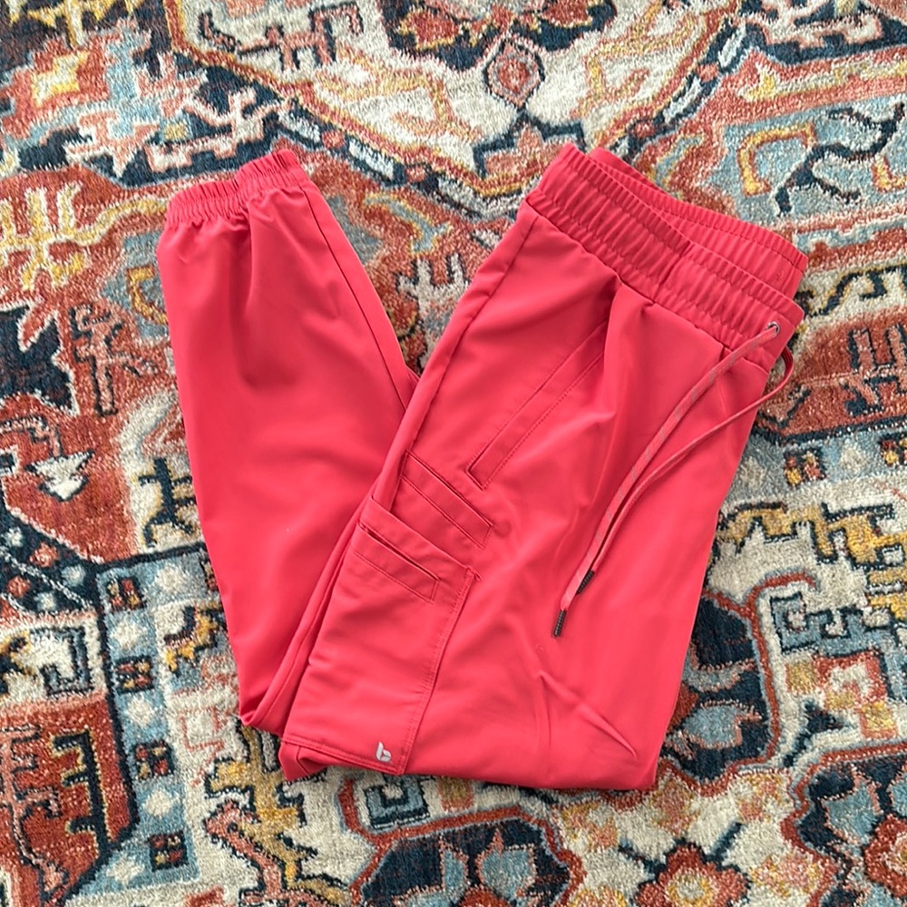 Women’s Coral Jogger Scrub Pants